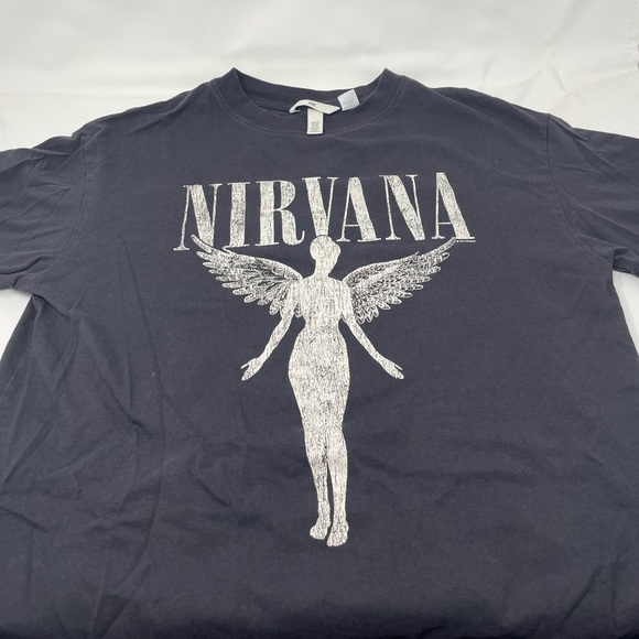 H&M Tops - H&M Nirvana Charcoal Graphic Tee